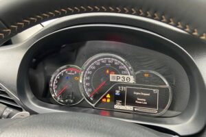 Toyota-Vios-2023-bang-dong-ho