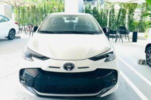 Toyota-Vios-2023-dau-xe