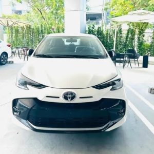 Toyota-Vios-2023-dau-xe