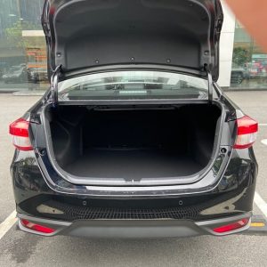 Toyota-Vios-2023-khoang-hanh-ly