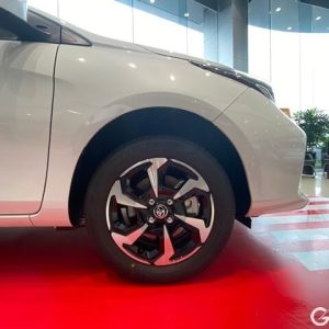 Toyota-Vios-2023-la-zang