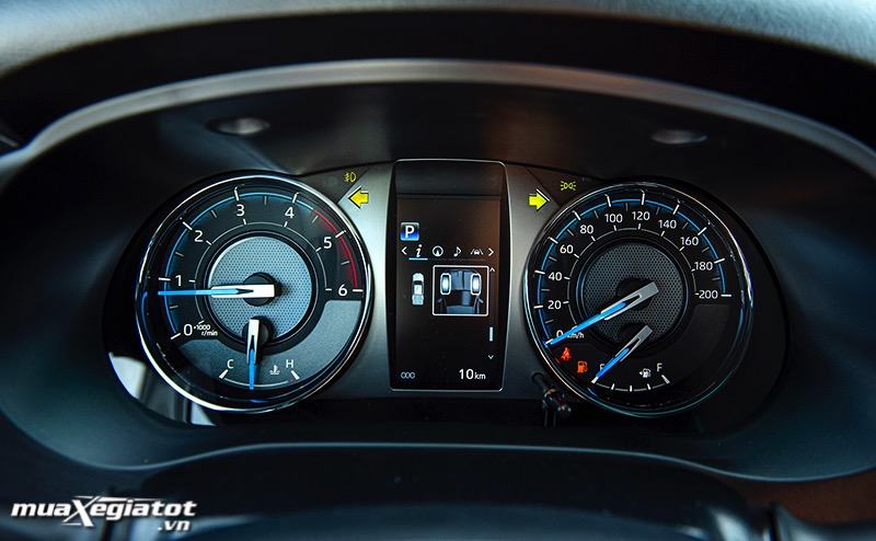 bang-dong-ho-xe-toyota-hilux-2020-2021-muaxegiatot-vn