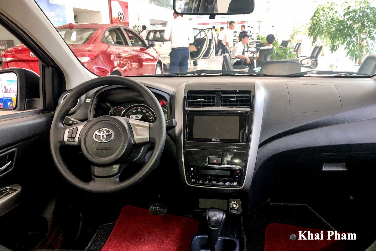 Không gian nội thất xe Toyota Wigo 2020 1