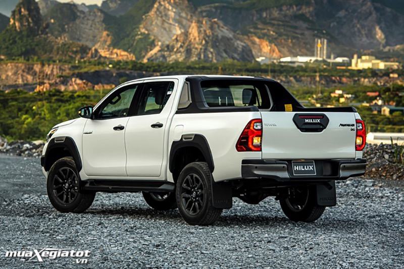 hong-xe-toyota-hilux-2020-2021-muaxegiatot-vn