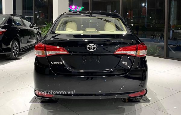đuôi xe Toyota Vios 2022