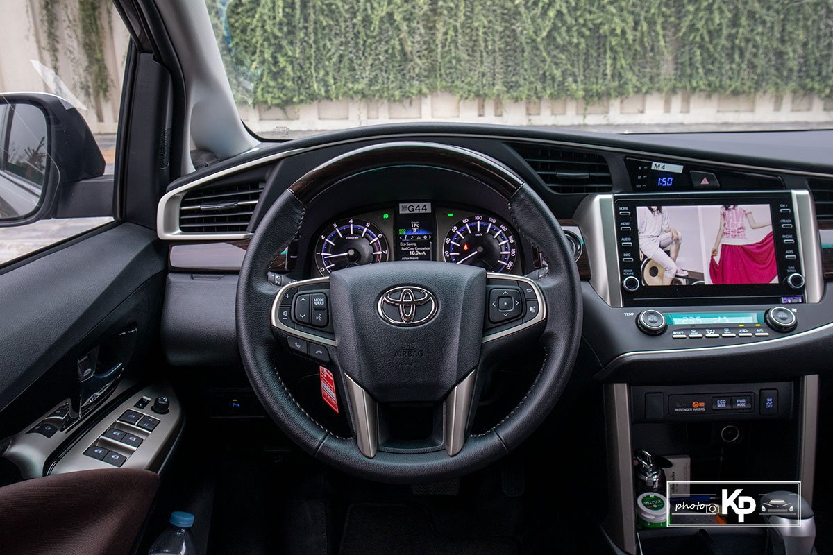 Ảnh Vô-lăng xe Toyota Innova 2.0G 2021