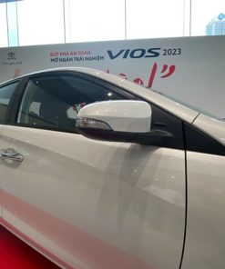 Toyota-Vios-2023-guong-chieu-hau