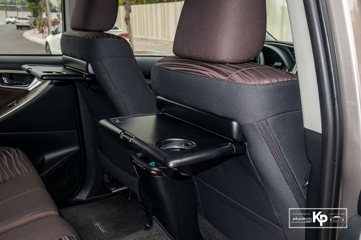 Ảnh Bàn làm việc xe Toyota Innova 2.0G 2021 a1