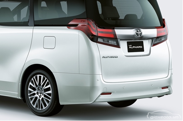 duoi-xe-toyota-alphard