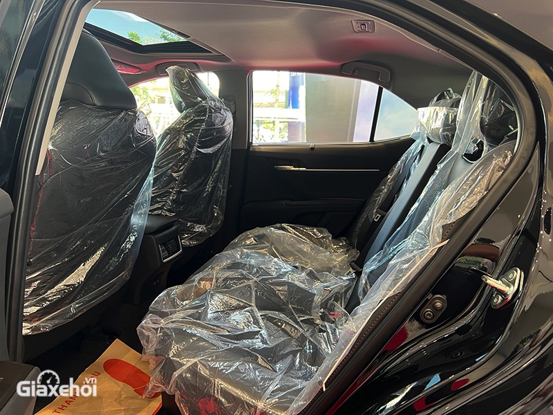 hang ghe sau xe toyota camry 2022 2 5hv giaxehoi vn 3