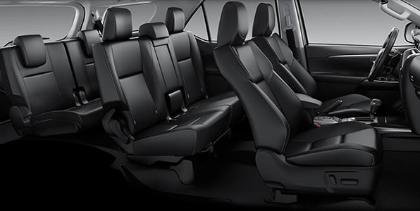 Toyota Fortuner Legender 2026 - Hộp để đồ làm mát